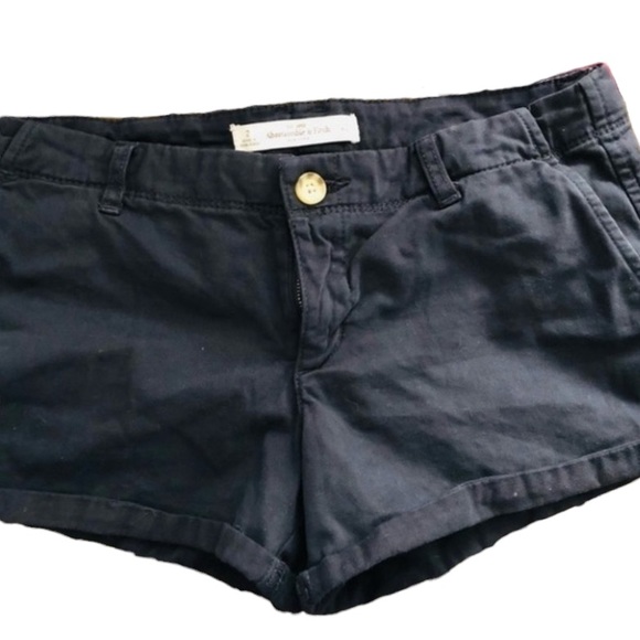 Abercrombie& Finch  size 2 navy blue chino shorts ,rolled at hem like new - Picture 1 of 11